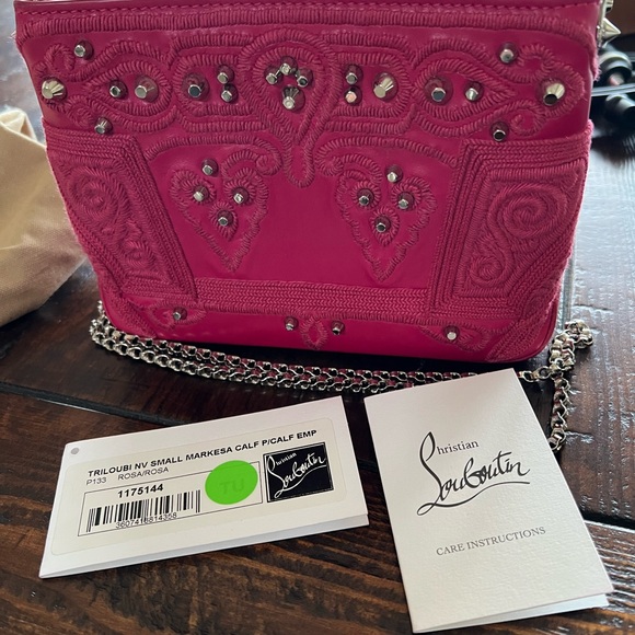 Beautiful never used louboutin bag - Picture 2 of 9